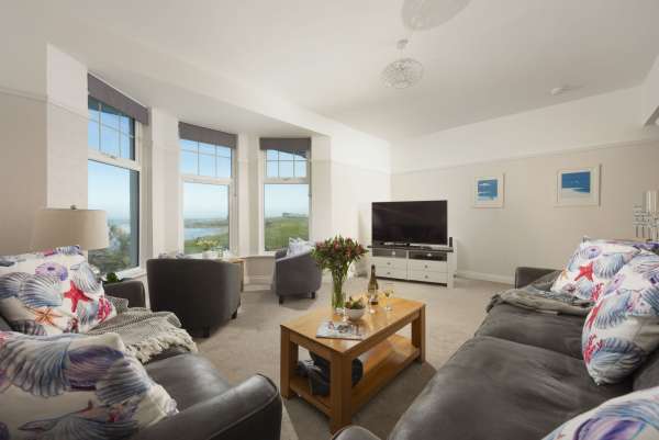 Beachside Fistral, Newquay
