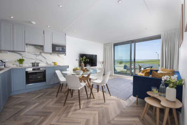 Apartment 6, Oasis Sands, Porth