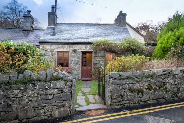 Y Bwthyn Llanberis Image 1