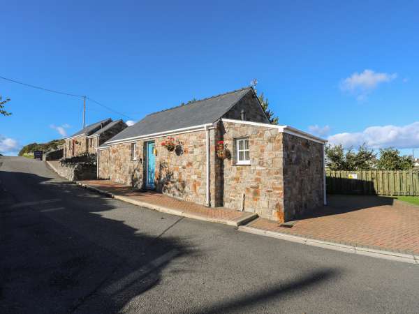 Tyn Towyn - Bwthyn Haf Image 1
