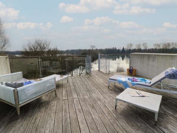 The Skydeck, Cotswold Water Park