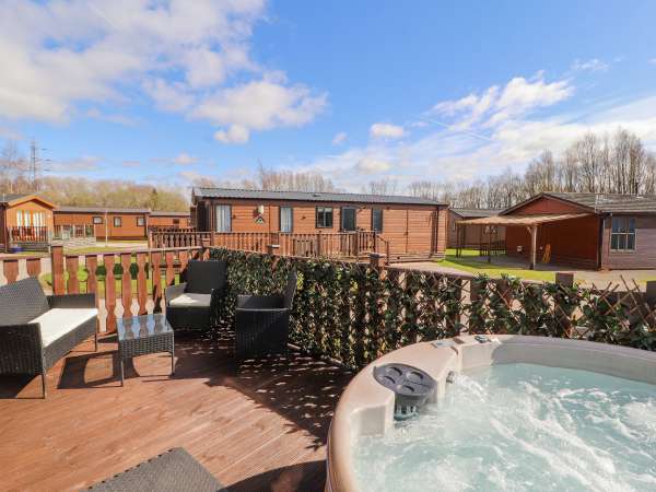 Duckling Lodge, South Lakeland Leisure Village