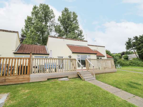 9 Manorcombe Bungalows, Callington