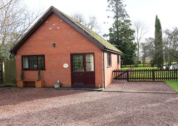 Byefield Lodge, Welland