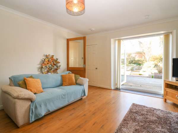 Blue Skies Cottage, Arbroath