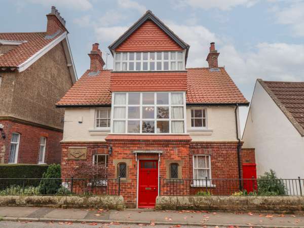 Sheen Cottage, Fylingthorpe