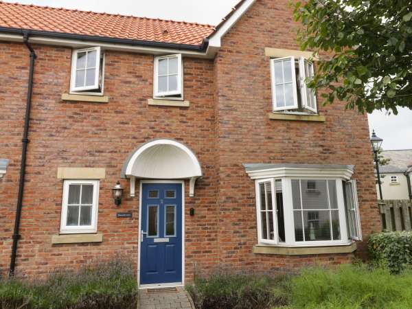 2 Perran Court, The Bay - Filey