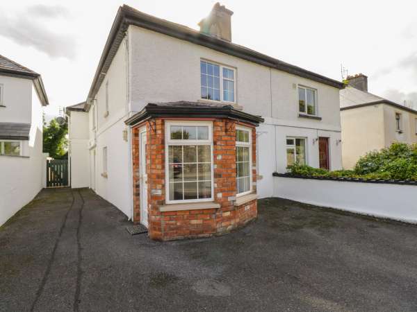4 McNeela Terrace, Westport, County Mayo