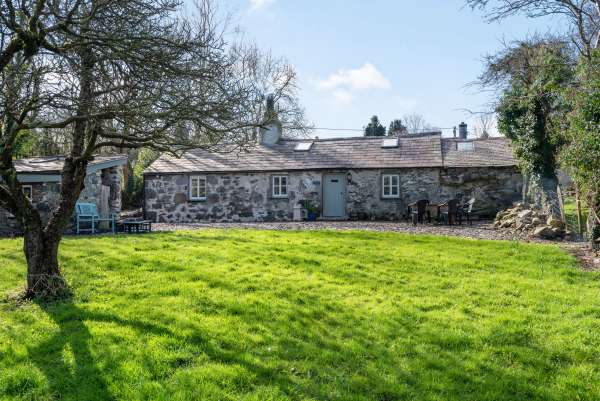Snook's Cottage, Bangor