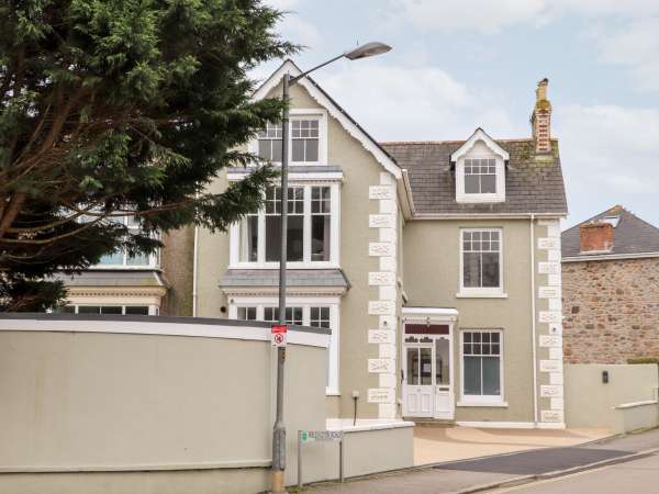 Teylu, Camborne