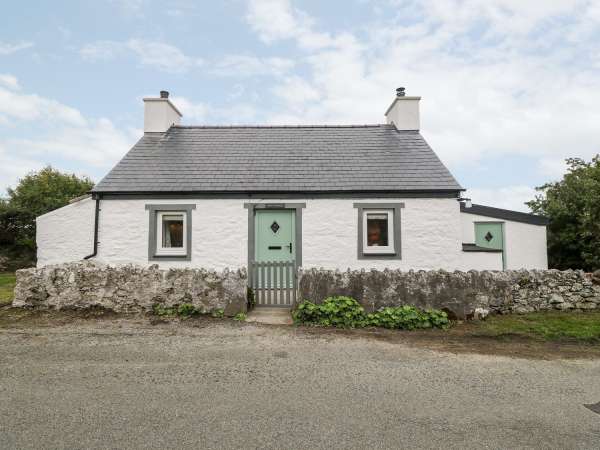Rhytty Bach, Rhosneigr