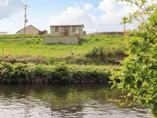 Llety'r Bugail 1, Llanrug