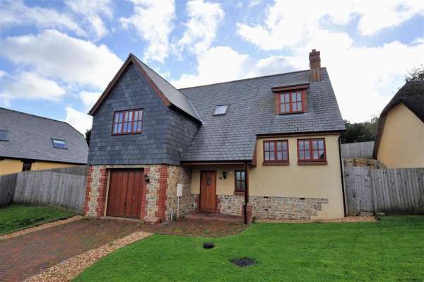 28 Barnes Meadow, Uplyme
