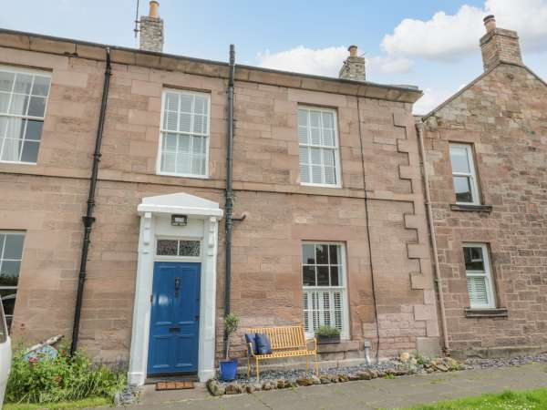 8 Pedwell Way, Norham