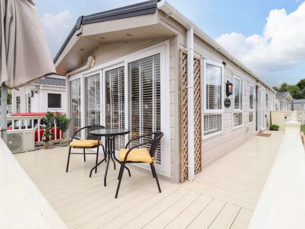 9 Birch Grove, St. Osyth