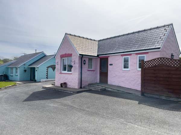 Pen- y- Bryn @ Canllefaes, Cardigan