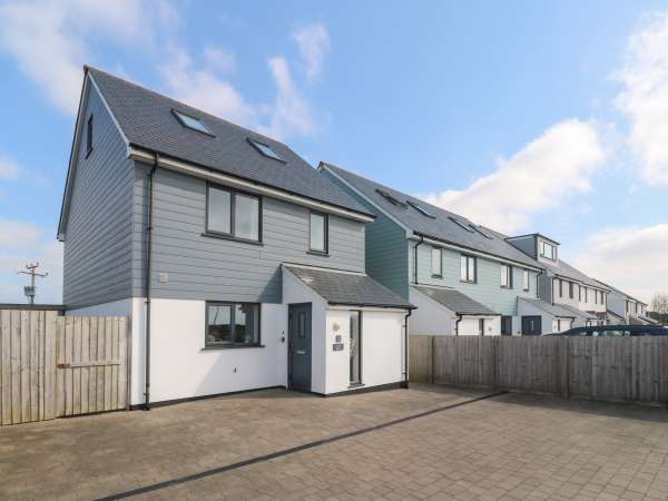 Atlantic Reach, Marazion