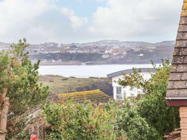 Sea 2, Porth