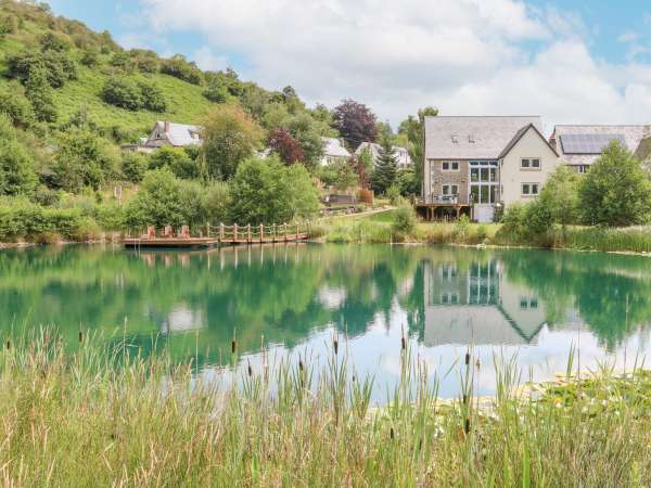 Tan Yr Allt, Meifod, Powys