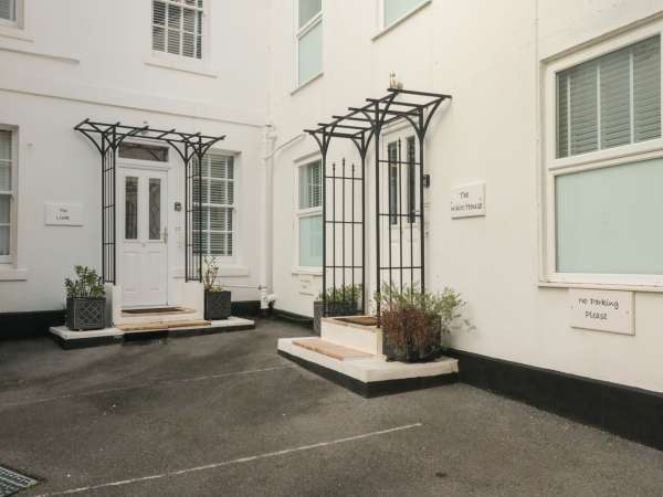The Link, Torquay
