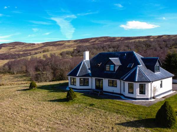 Challenger Lodge, Lairg