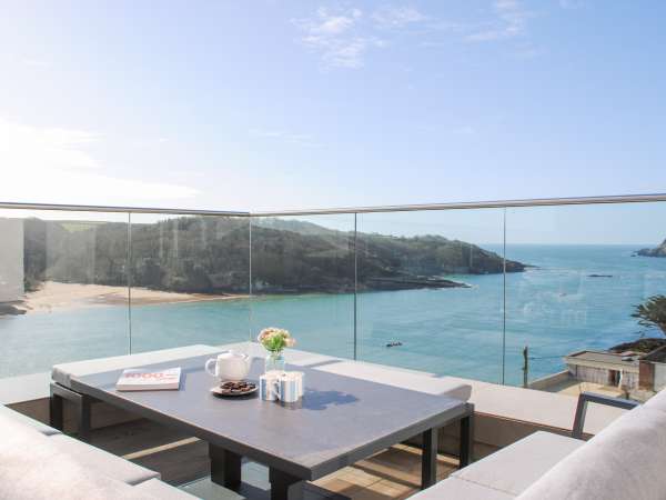 3 Hamstone Court, Salcombe