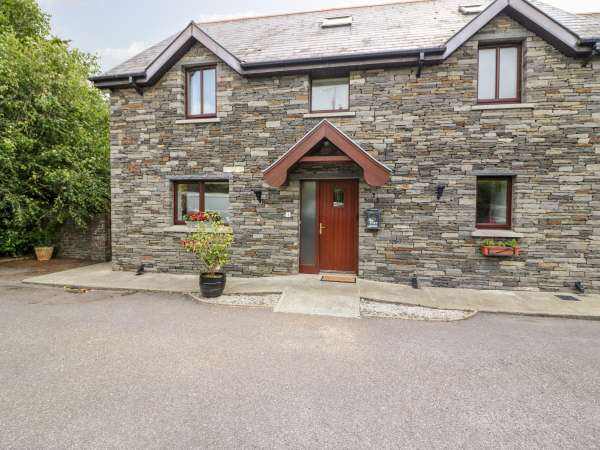 1 The Courtyard, Durrus, County Cork