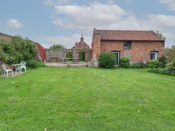 Pear Tree Barn, Stalham