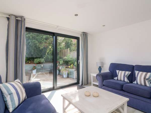 1 Camperdown Lodge, Salcombe