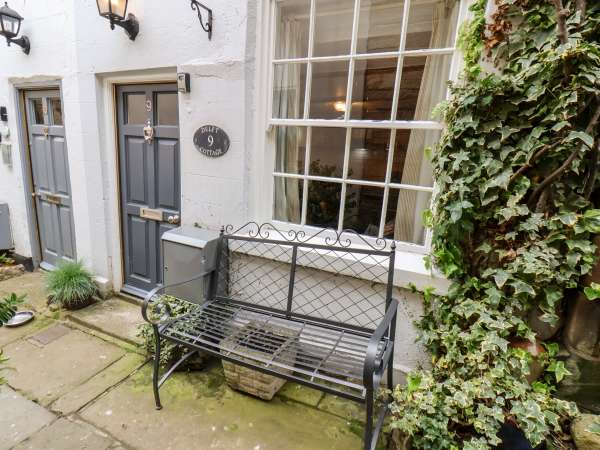 Delft Cottage, Robin Hood’s Bay