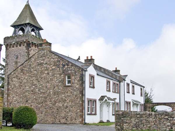 William Court Cottage, Irton Hall