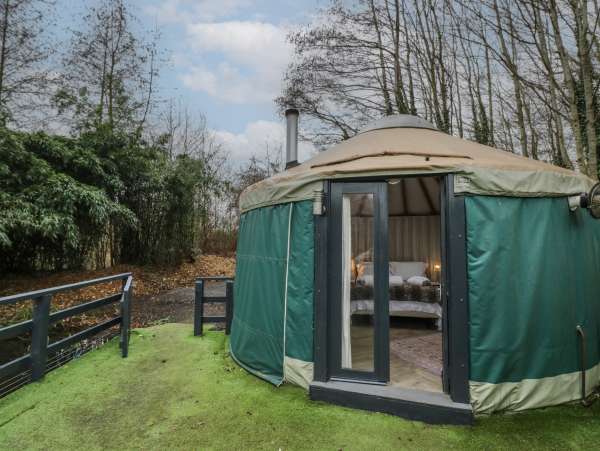 The Lakeside Yurt, Beckford