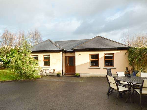 5 Kilnamanagh Manor, Dundrum, County Tipperary