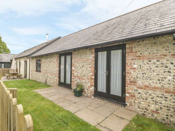The Old Cart Shed, Winterborne Stickland