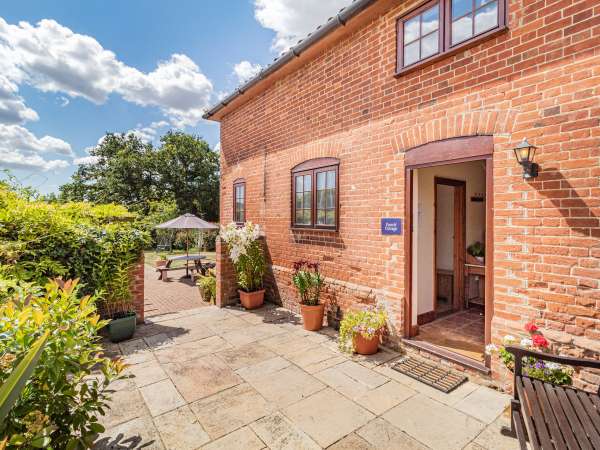 Punch Cottage, Little Glemham