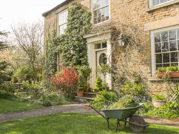 Manor Farm, Hutton Buscel