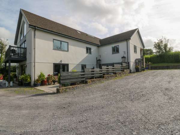 Nant-yr-Rhedyn, Red Wharf Bay