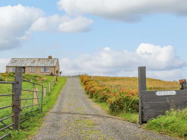 St. Kilda, Lochmaddy, North Uist