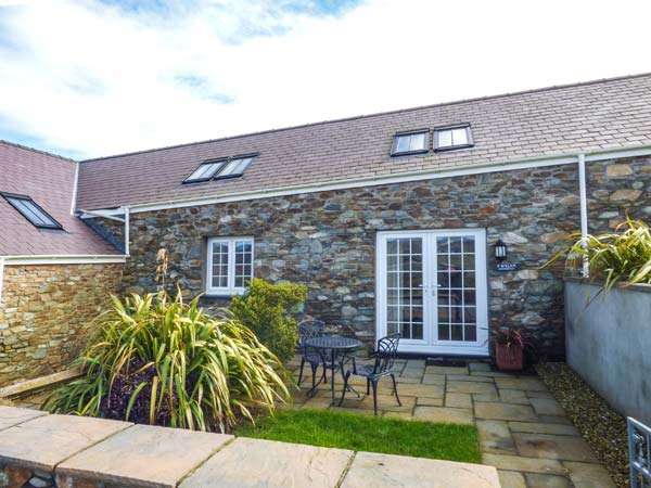 Y Wylan, Holyhead