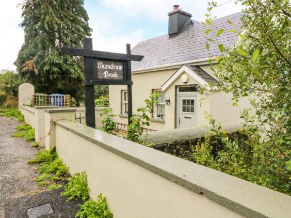 Shandrum Brook, Charleville