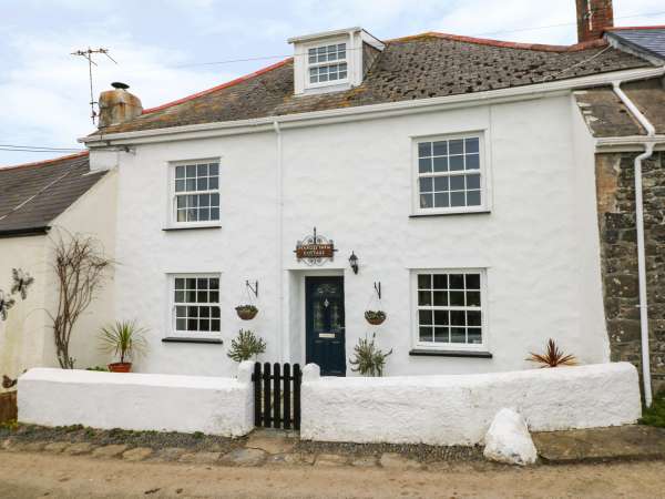 Penrose Farm Cottage, St Keverne