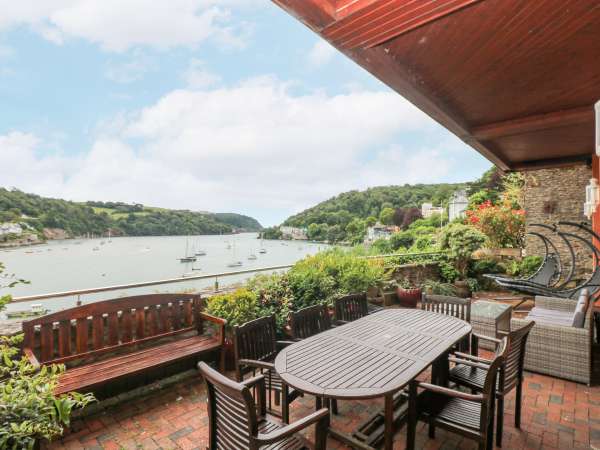 Bight Boathouse, Dartmouth