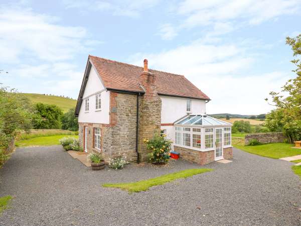 The Old Farmhouse, Upper Pitts, Knighton
