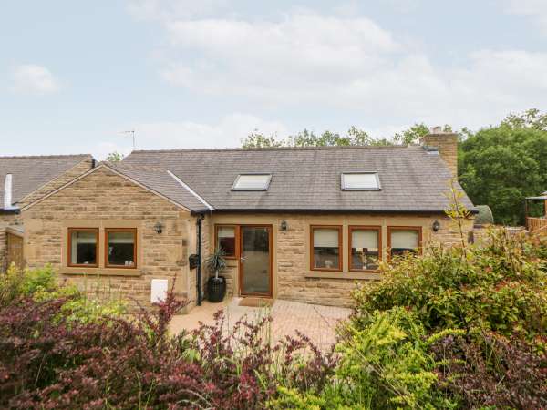 2 Pheasant Lane Image 1