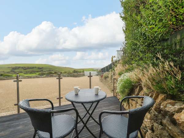 Burton Bay, Burton Bradstock